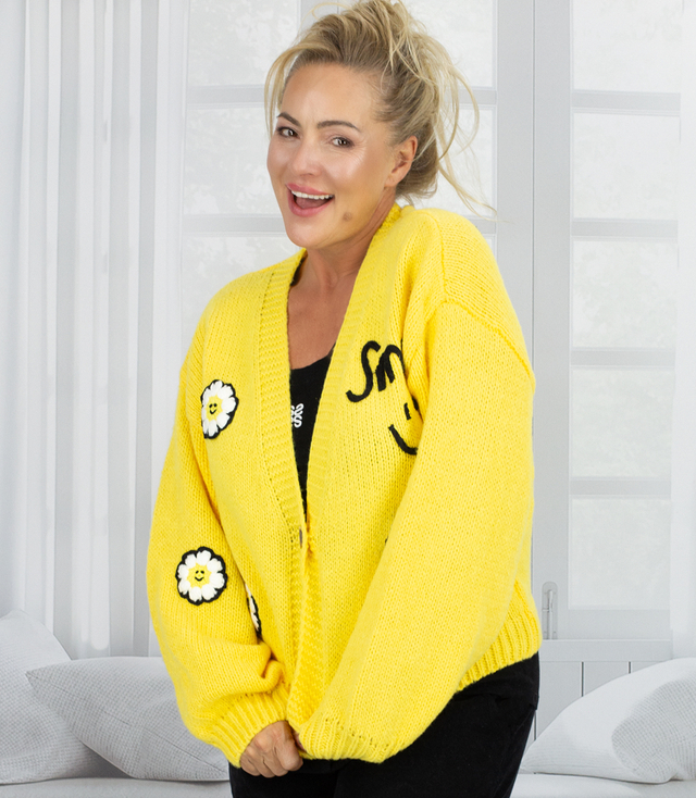 Modny kardigan sweter z naszywkami na guziki