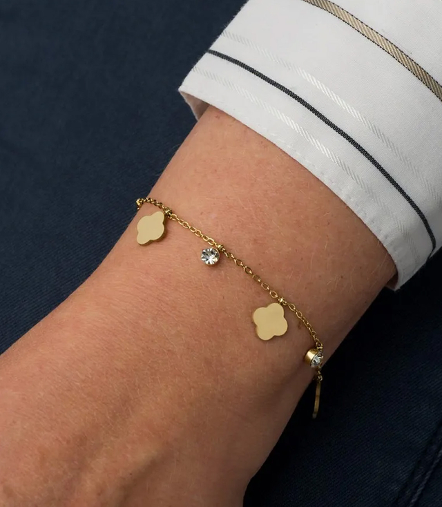 Elegant gold women's steel bracelet