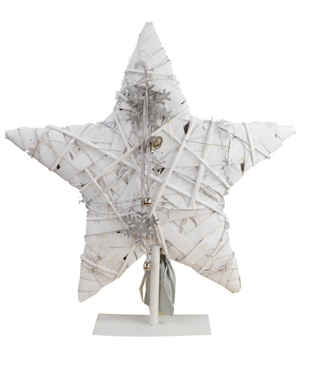 LARGE WOODEN STAR WITH LAMPS