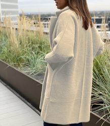 A warm coat coat ALPACA jacket