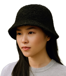 Women's hat made of soft teddy fabric