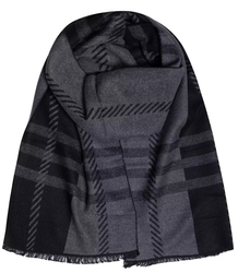 Men's scarf with tassels in patterns