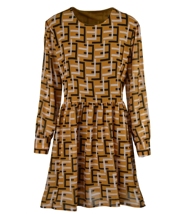 Subtle dress with a geometric pattern