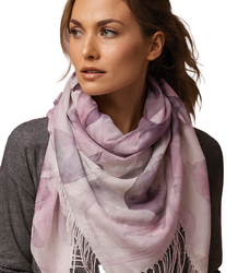 Women's scarf with floral pattern 100x100