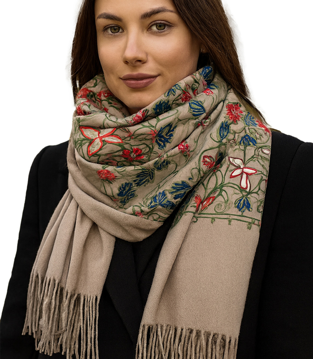 Women's scarf with embroidered pattern and tassels