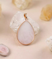 Pendant pendant pendant in rose quartz fitting