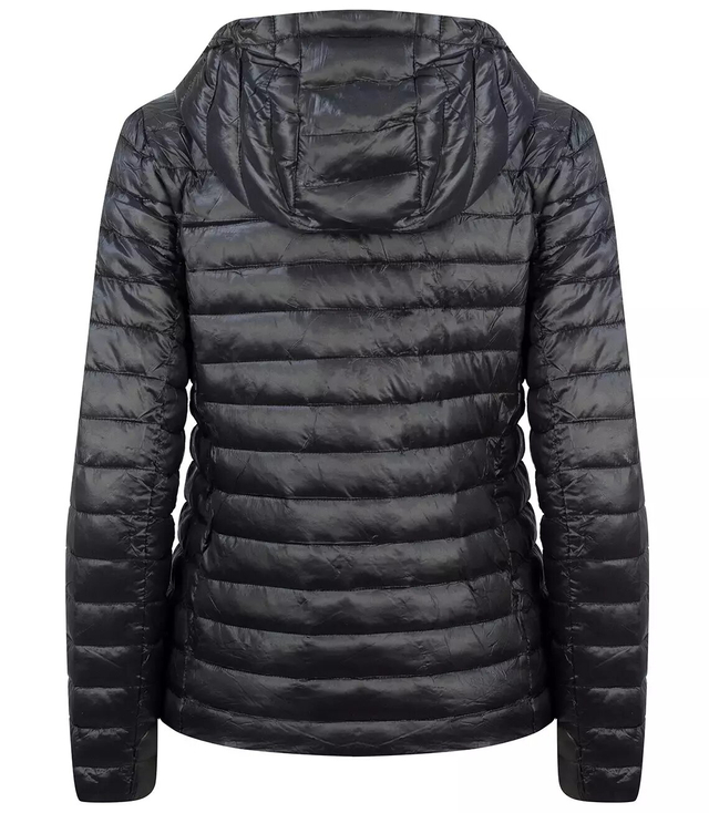 Short transitional quilted jacket with a sachet