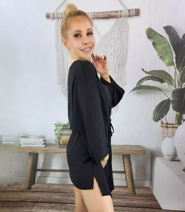 Beautiful loose asymmetric mini dress