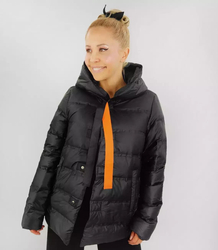 Short quilted transitional jacket with a hood