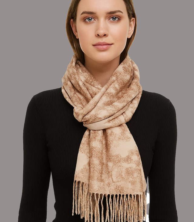 Women's scarf with floral motif and tassels elegant