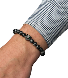 Men's bracelet with natural stones