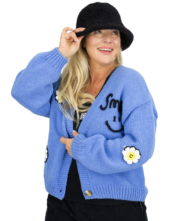 Fashionable sweater cardigan with button patches