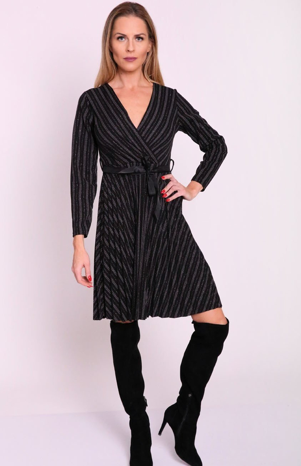 Classic envelope sole midi dress