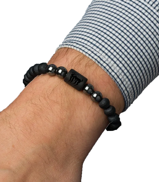 Men's bracelet with natural stones