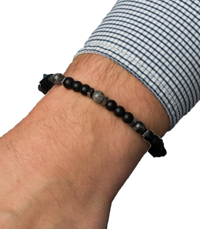 Men's bracelet with natural stones