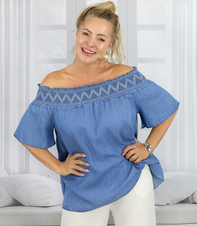 Spanish blouse with embroidery and loose bottom SOLENE