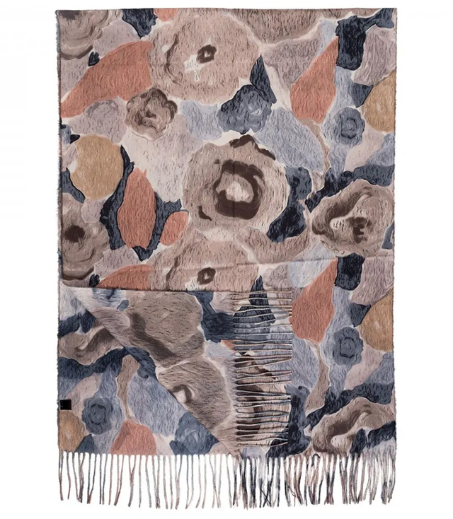 Women's scarf with floral motif and tassels elegant