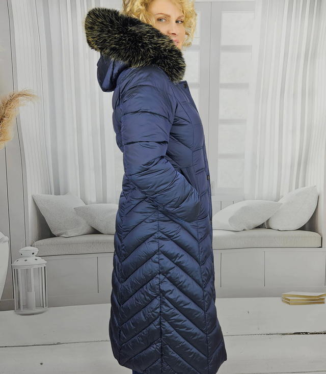 Long quilted winter warm coat with hood ARCTICA jacket