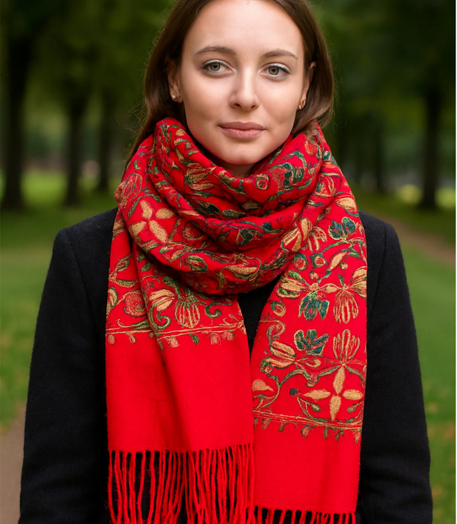 Women's scarf with embroidered pattern and tassels
