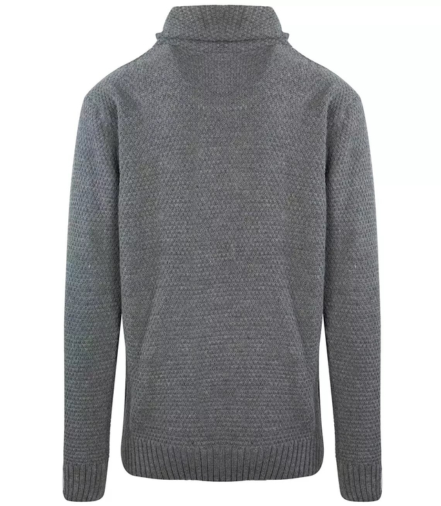 Men's thick woolen sweater with a chimney braids