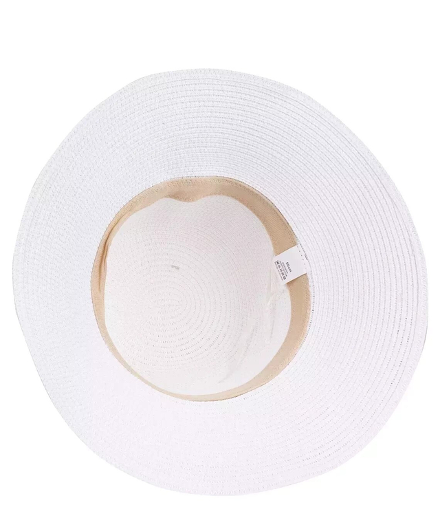 Women's raffia straw hat with classic strap