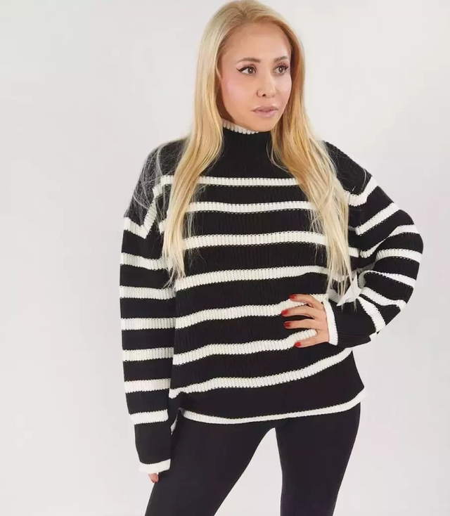 Super fashionable striped turtleneck knitted sweater