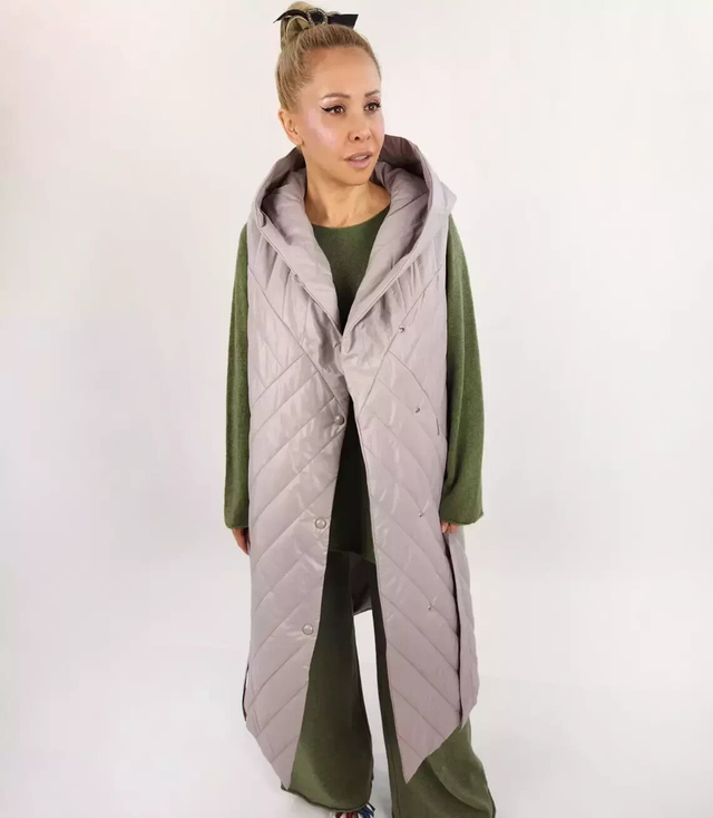 Women's Long Warmer Hooded Vest Tiered