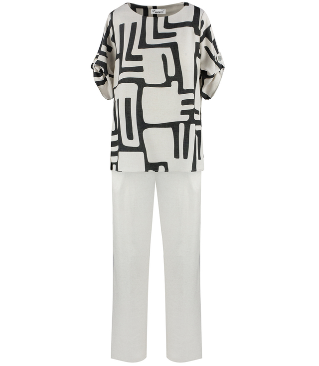 A loose set of trousers, a blouse with geometric patterns, viscose MONTANA
