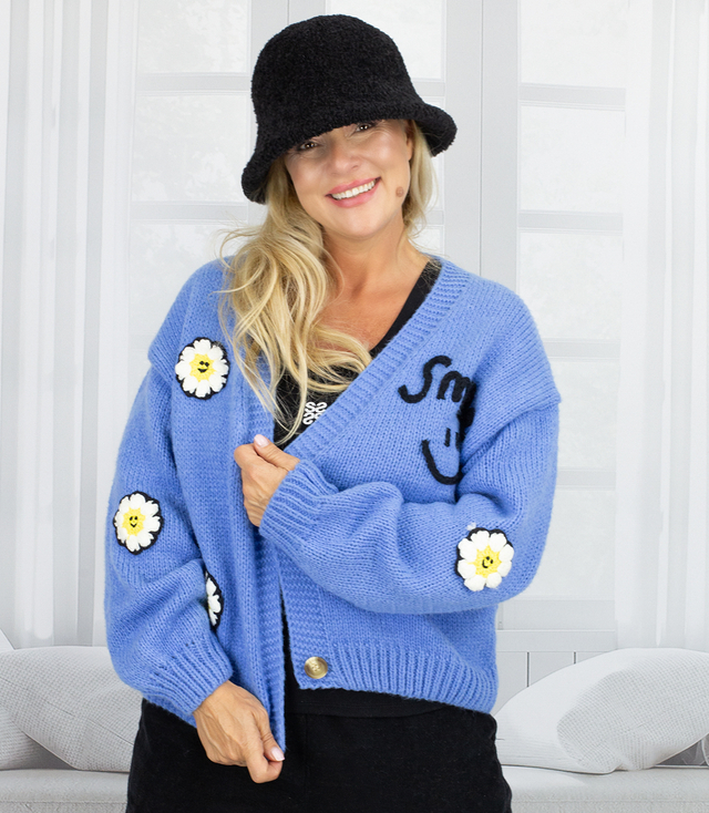 Fashionable sweater cardigan with button patches