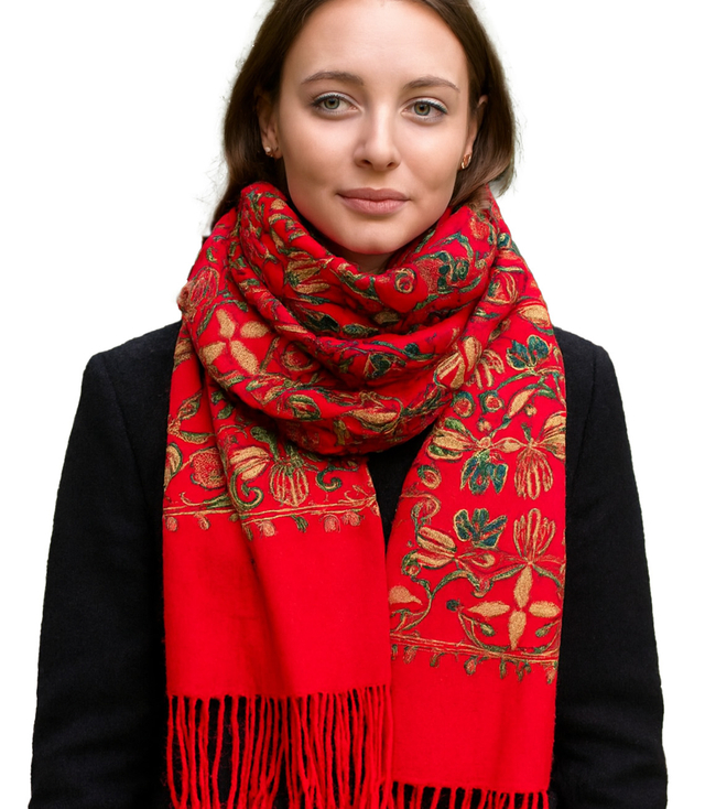 Women's scarf with embroidered pattern and tassels