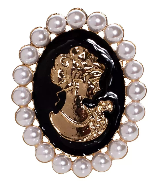 Elegant decorative brooch cameo woman pearls