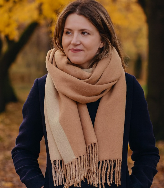 Gładki elegancki szal z frędzlami dwustronny 180x70