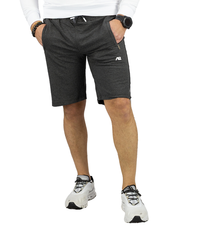 Comfortable men's shorts - lightweight, breathable, for training and everyday wear