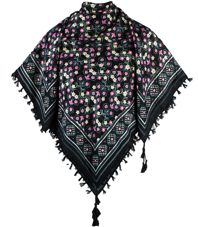 Beautiful scarf with tassel print in flowers