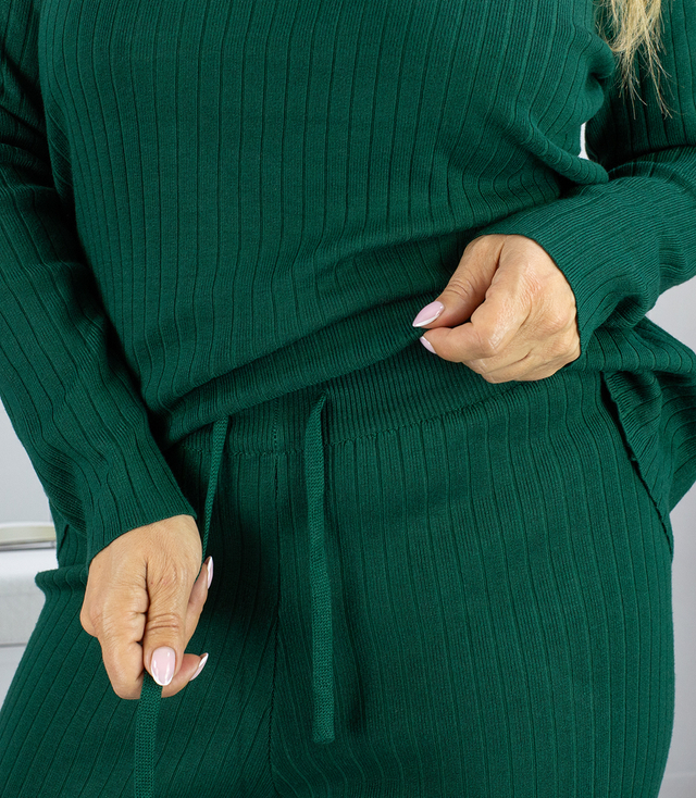 Prążkowany zestaw dresowy z luźną bluzą i spodniami SORELLA