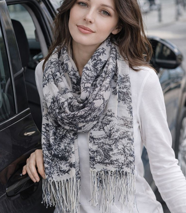 Women's scarf with floral pattern luxury 180x70