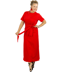 Długa sukienka z ozdobną szarfą w pasie GEJSZA