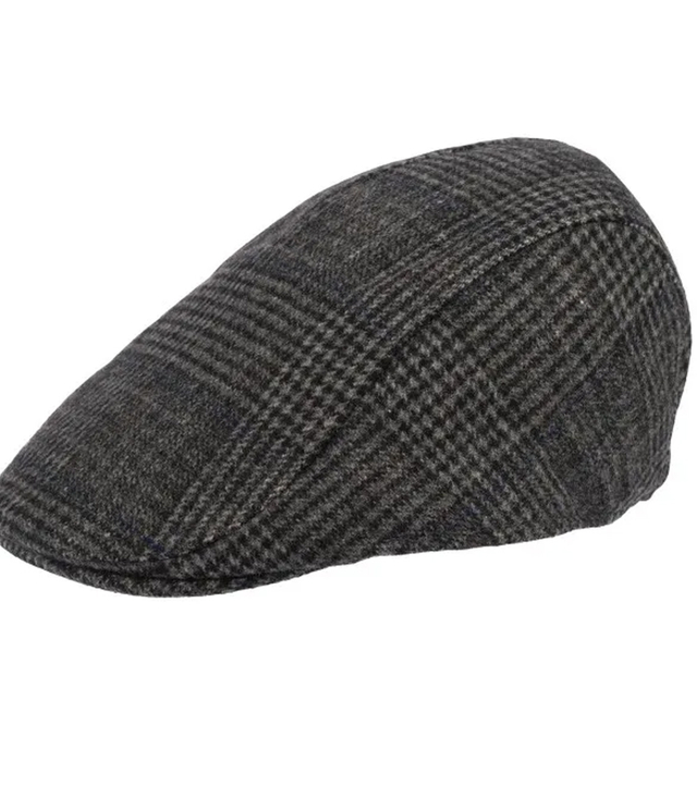 Stylish smooth men's helmet Universal color scheme