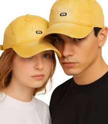 Czapka z daszkiem z ozdobną naszywką PARIS UNISEX