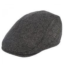 Stylish smooth men's helmet Universal color scheme