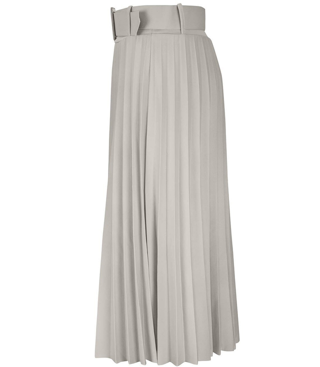 Fashionable pleated skirt with belt