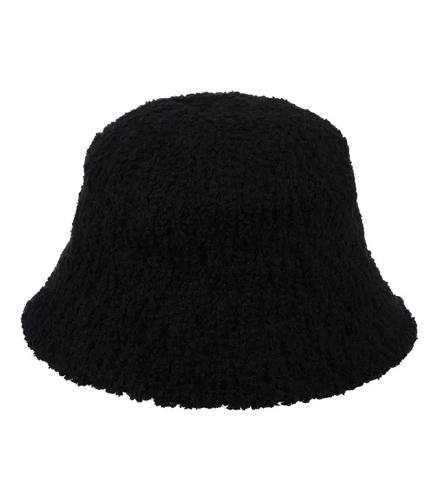 Women's hat made of soft teddy fabric