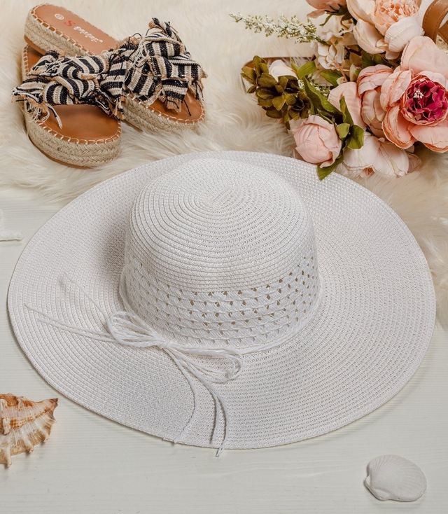 Elegant women's HAT with an openwork finish