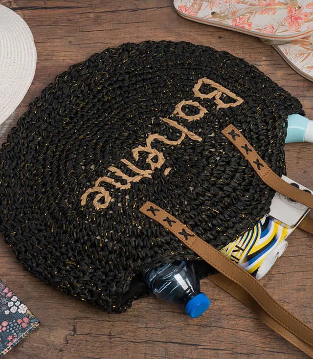 Round braided boho handbag with "Bohème" lettering