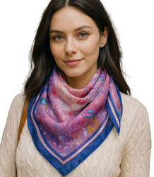 Elegant women's scarf with an insane 70x70 pattern