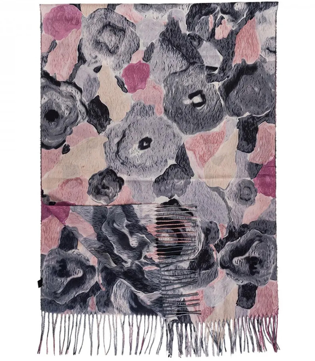 Women's scarf with floral motif and tassels elegant