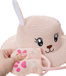 Children's hat with a dog's face and lifting ears