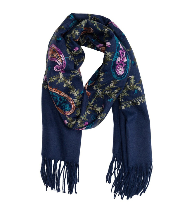 Women's scarf with embroidered pattern and tassels