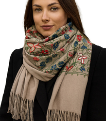 Women's scarf with embroidered pattern and tassels