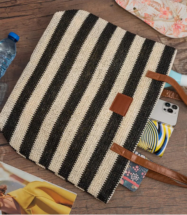 Large braided shoper bag with stripes